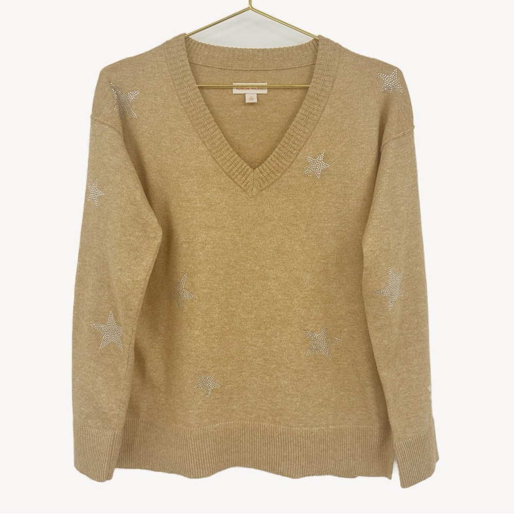 Knox Rose Tan V-Neck Sweater Rhinestone Star Detail XS